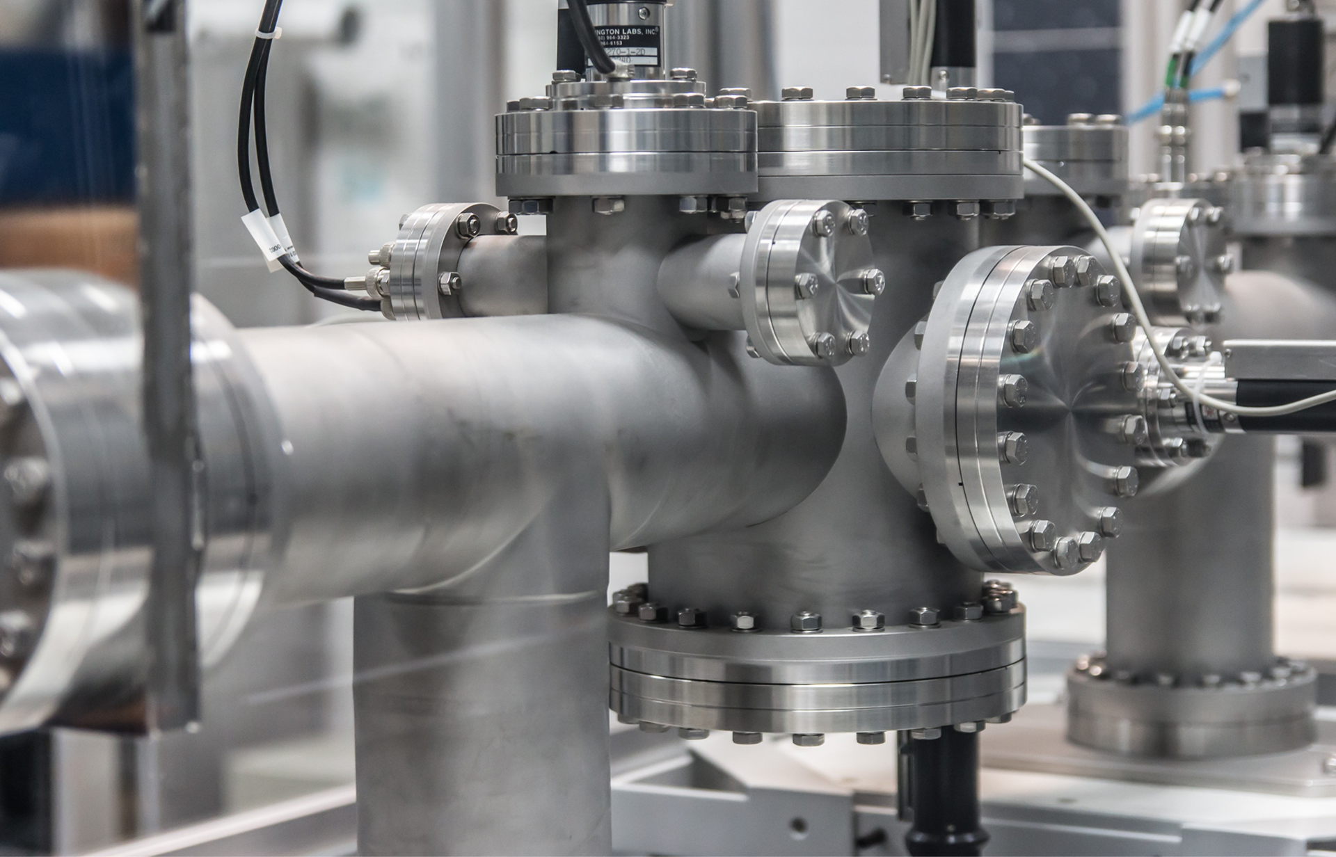 비주얼 이미지 1